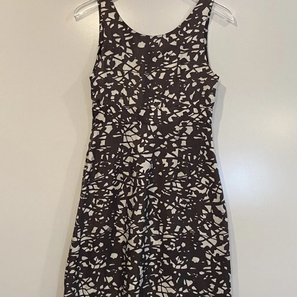 Banana Republic Womens Brown Ivory Sleeveless Silk Dress Pockets Size 4 - Picture 2 of 6